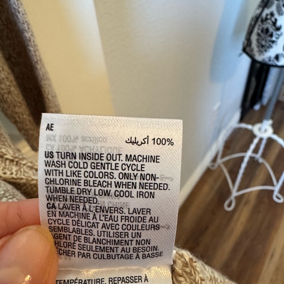 NWT Beige Cable Knit Cardigan - Picture 6 of 10